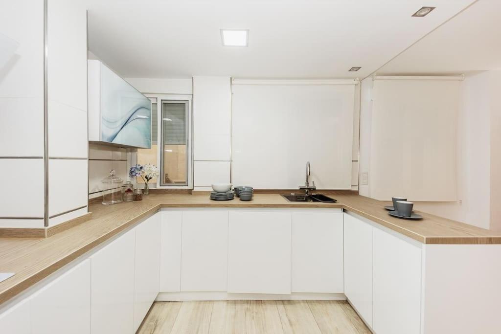 Modern First Line Apartment Almuñécar Exterior foto